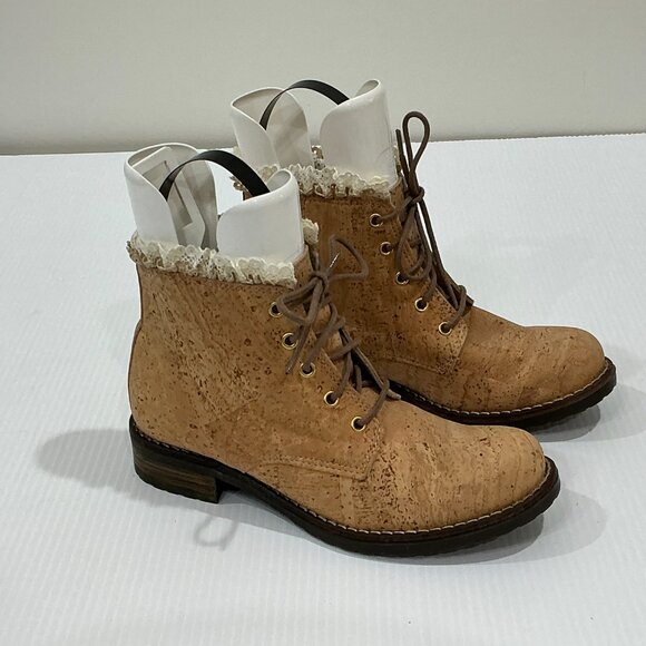 OOAK Women's Cork Ankle Booties sz 5.5 - Picture 2 of 9